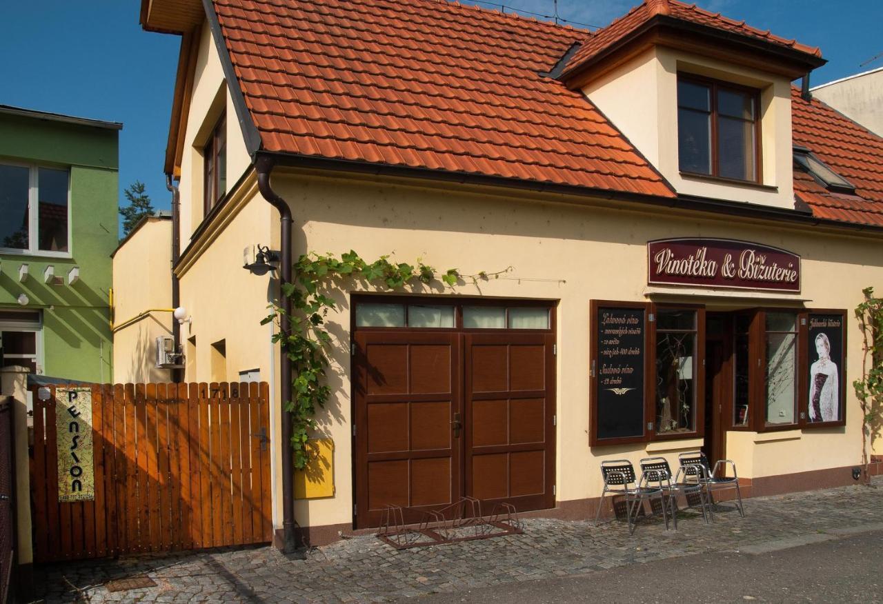 Penzion U Vinoteky Nymburk Zewnętrze zdjęcie