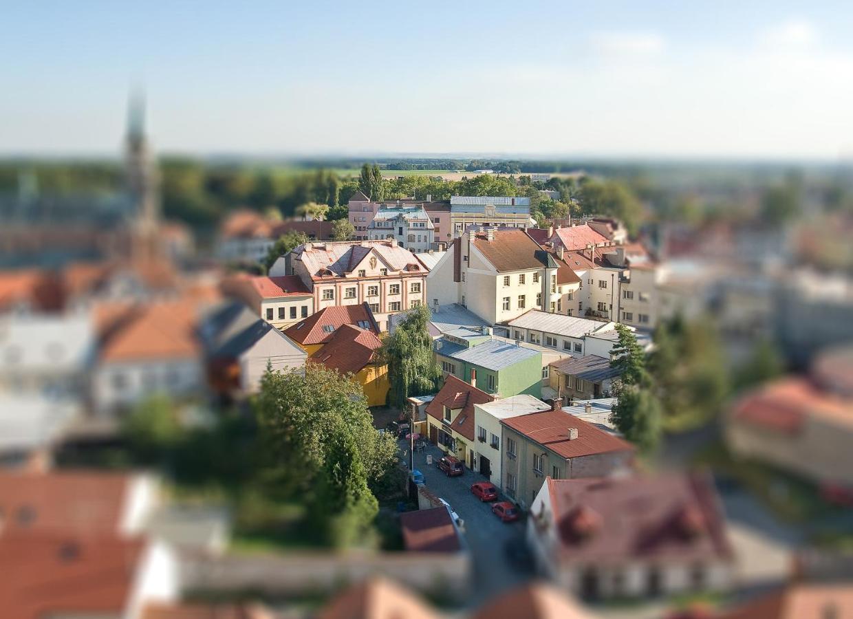 Penzion U Vinoteky Nymburk Zewnętrze zdjęcie